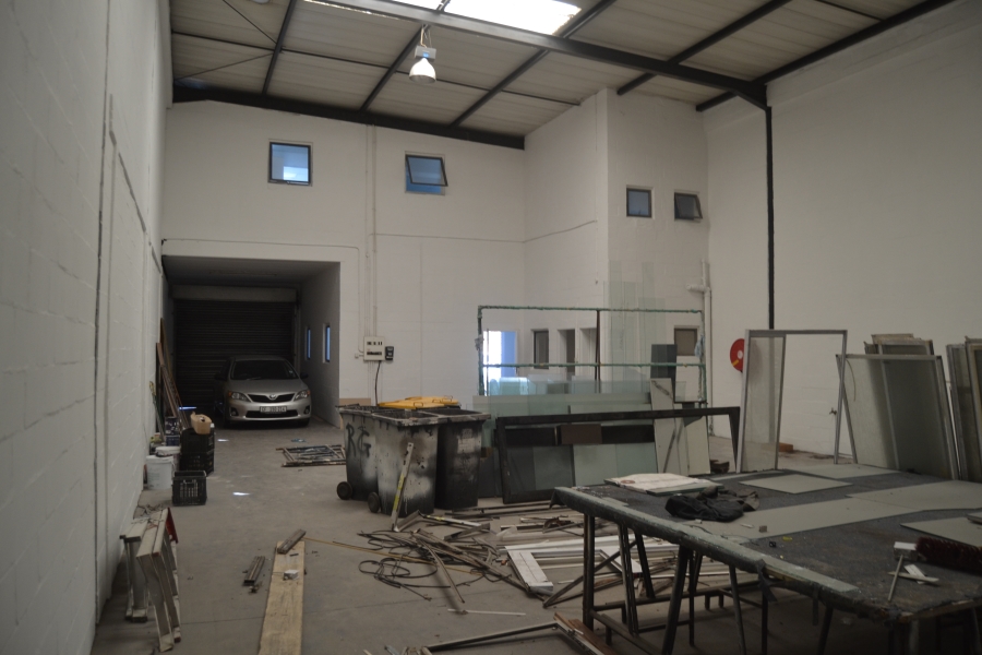 To Let commercial Property for Rent in Beaconvale Western Cape